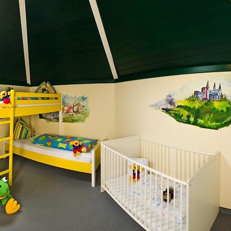 Smileys Kinderhotel Trebesing Ngoại thất bức ảnh