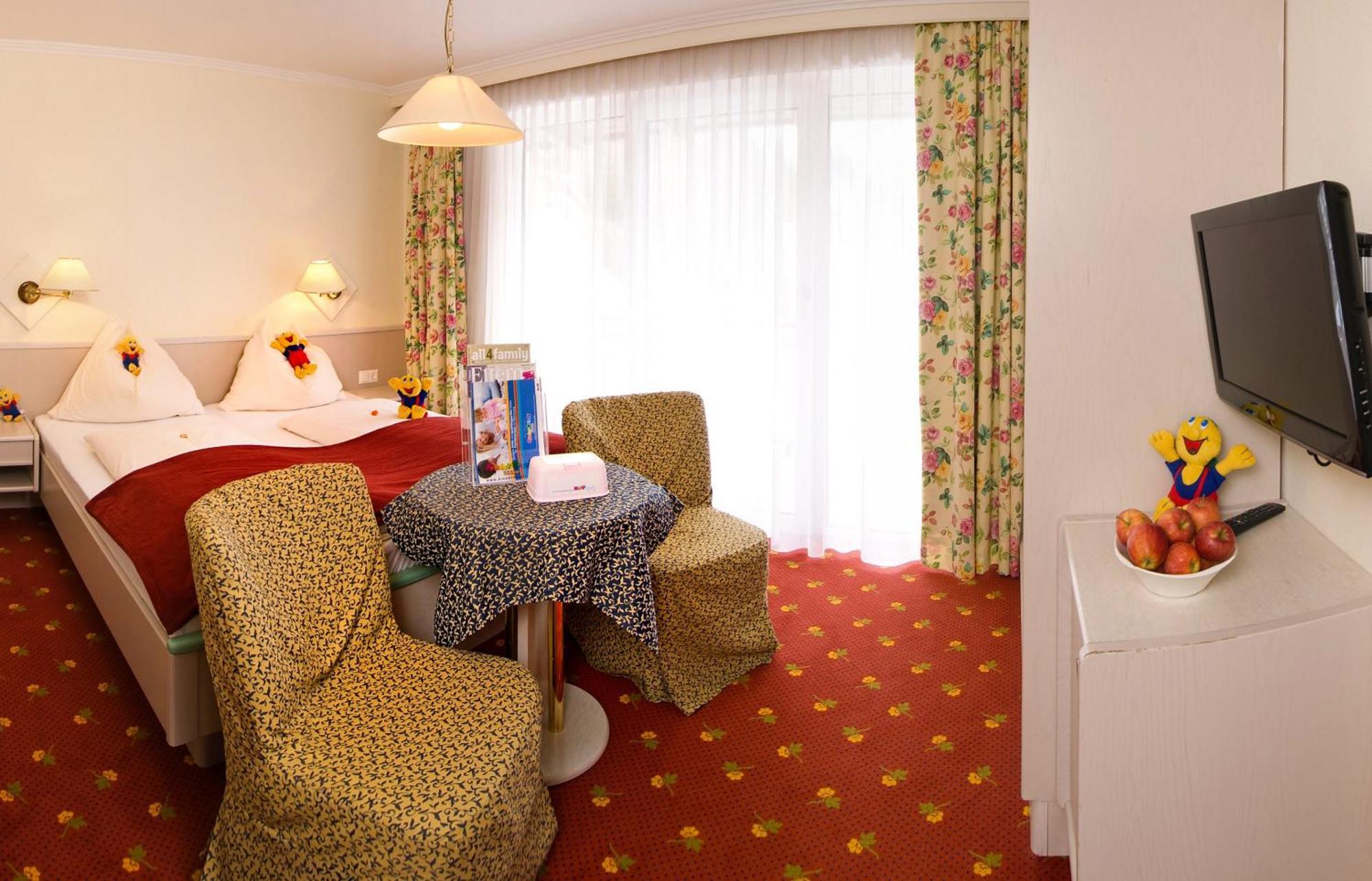 Smileys Kinderhotel Trebesing Ngoại thất bức ảnh